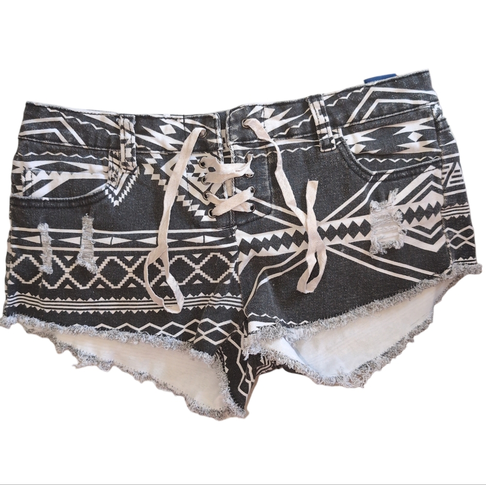 Ocean Drive Clothing Co Aztec Print Boho Jean Shorts Size 7